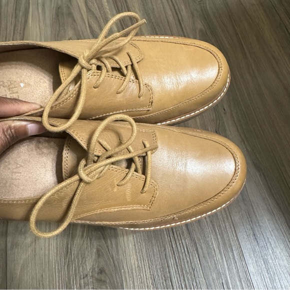 Naturalizer Darry Lace Up Oxford Loafer - Picture 5 of 13